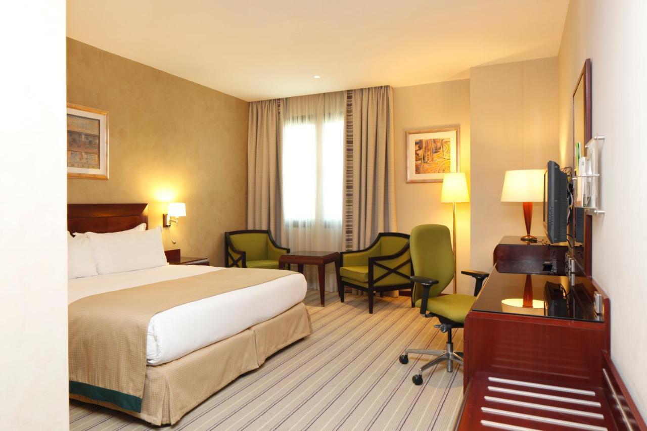 ריאד Holiday Inn Olaya By Ihg מראה חיצוני תמונה