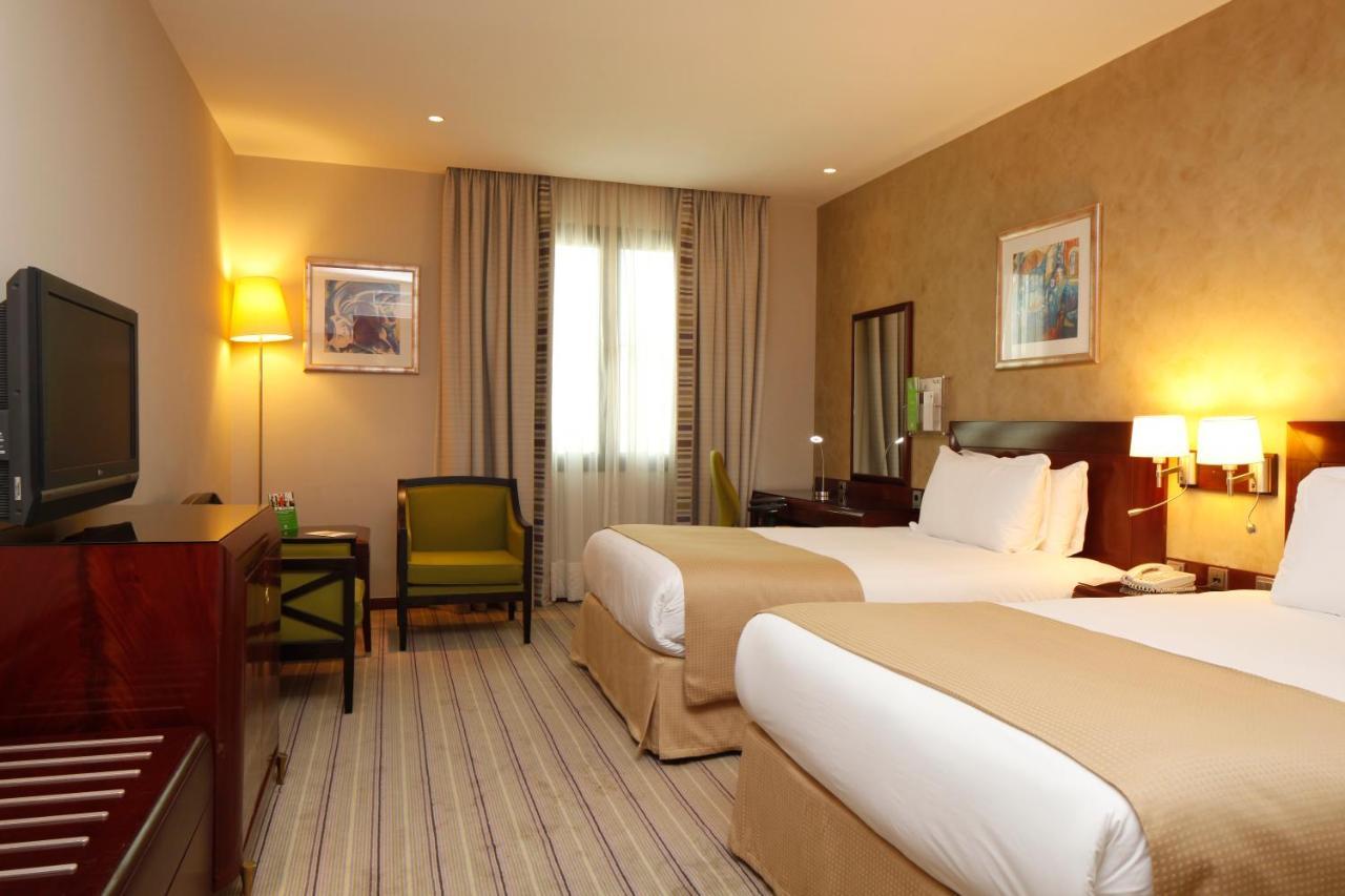 ריאד Holiday Inn Olaya By Ihg מראה חיצוני תמונה